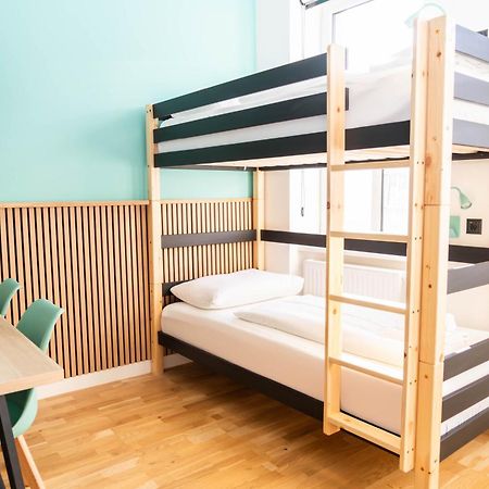 Myflat - Bright Apartment Near Central Station Виена Екстериор снимка