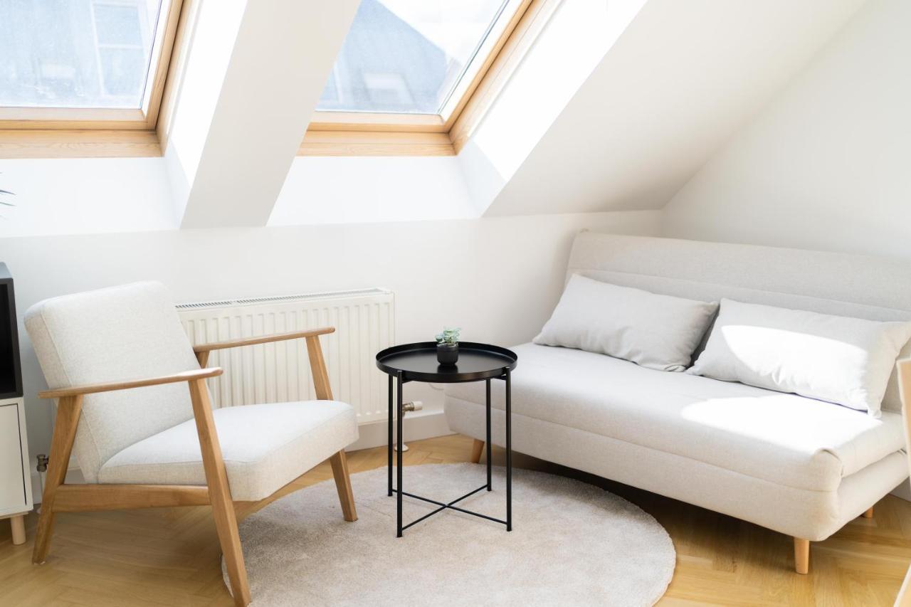 Myflat - Bright Apartment Near Central Station Виена Екстериор снимка