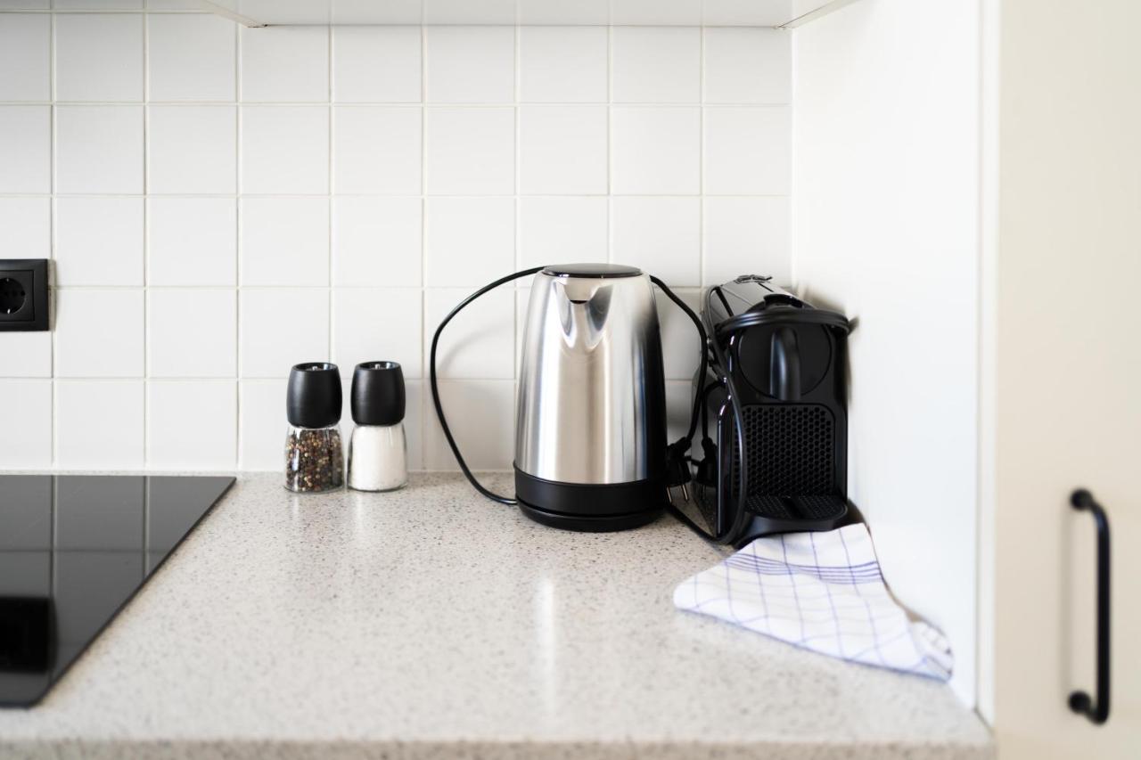 Myflat - Bright Apartment Near Central Station Виена Екстериор снимка