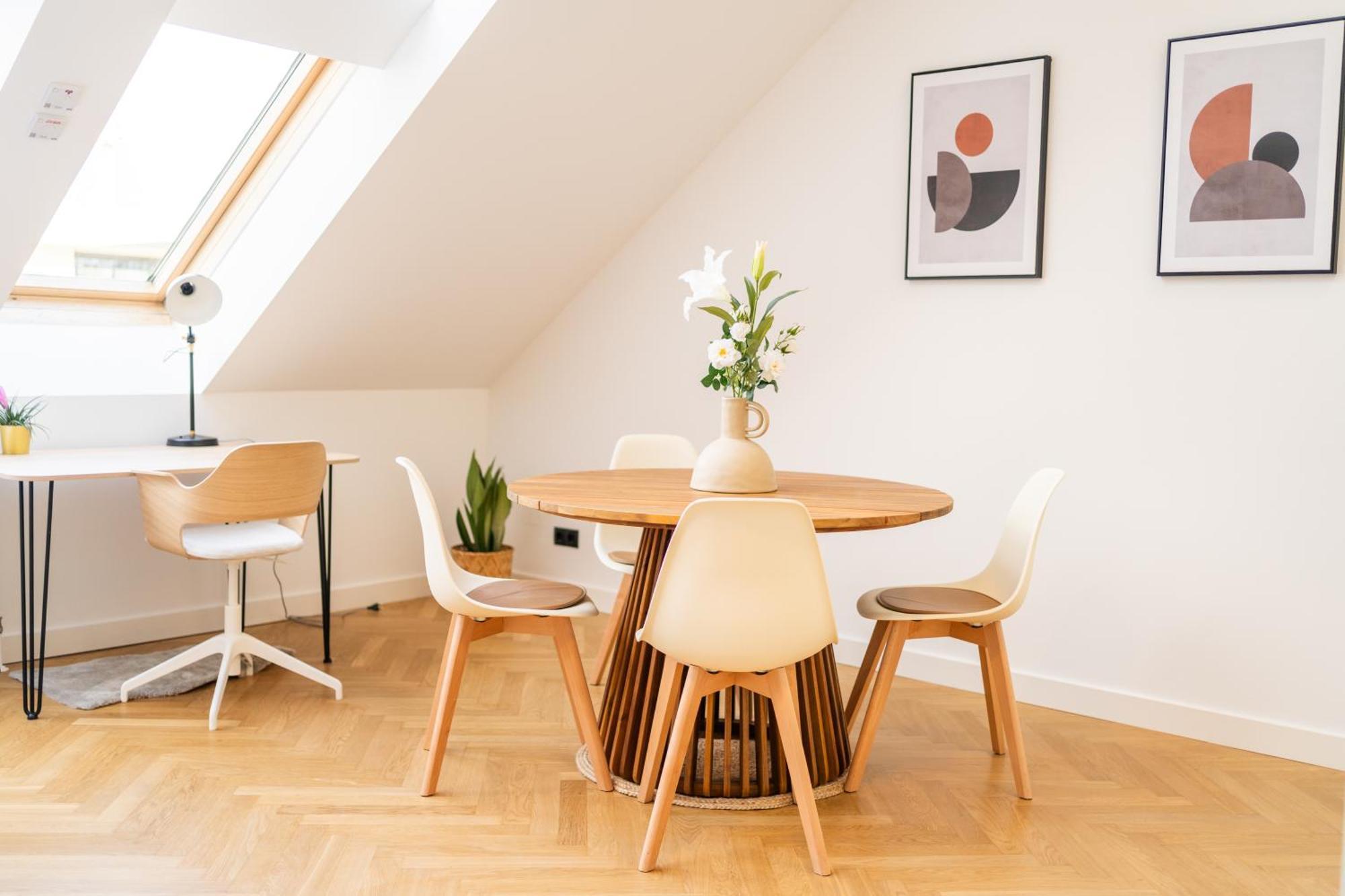 Myflat - Bright Apartment Near Central Station Виена Екстериор снимка