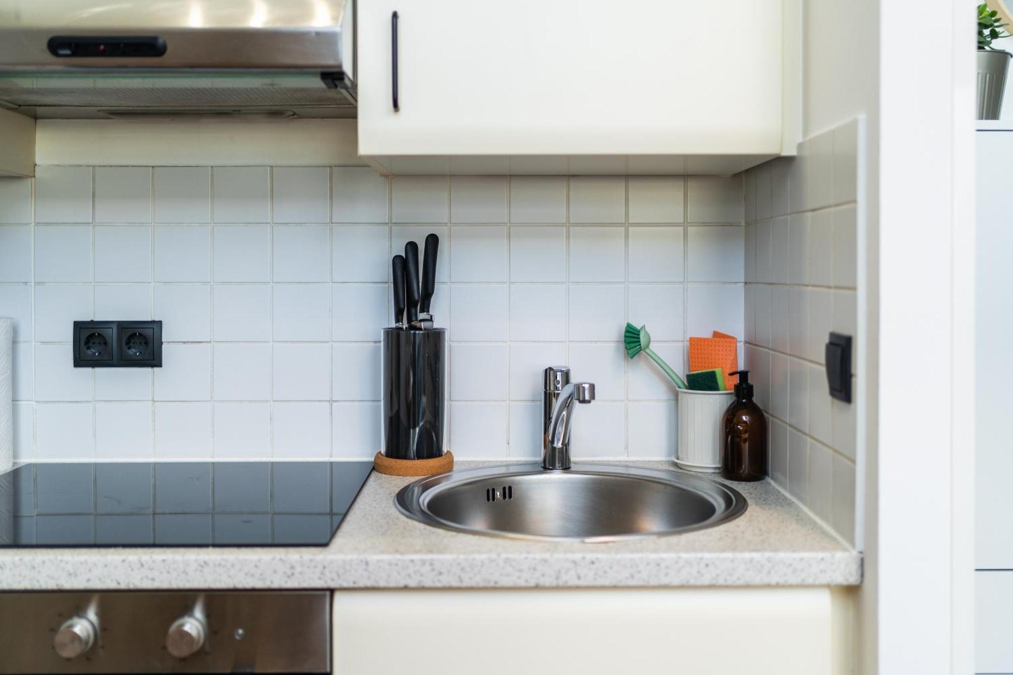 Myflat - Bright Apartment Near Central Station Виена Екстериор снимка