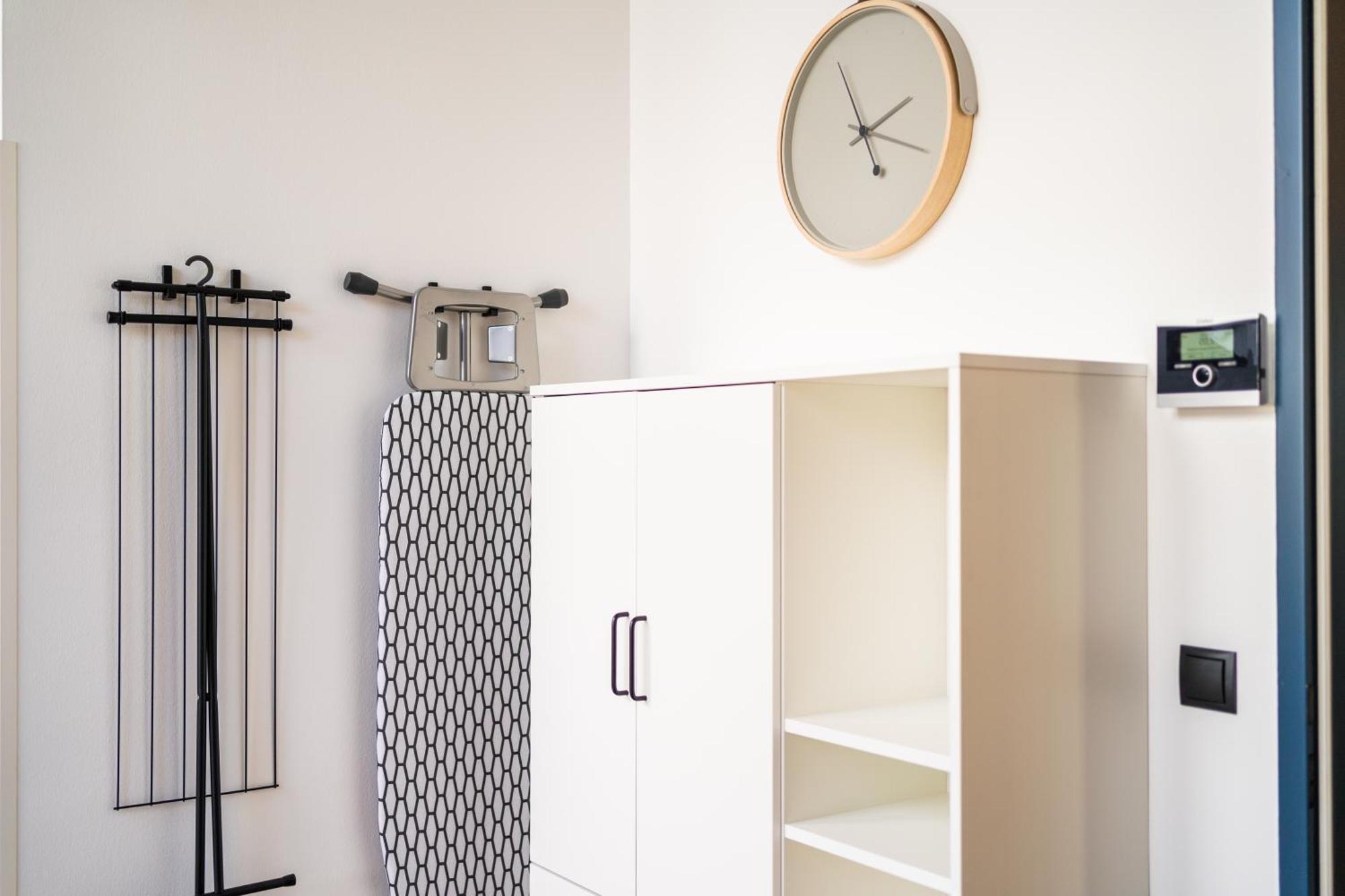Myflat - Bright Apartment Near Central Station Виена Екстериор снимка