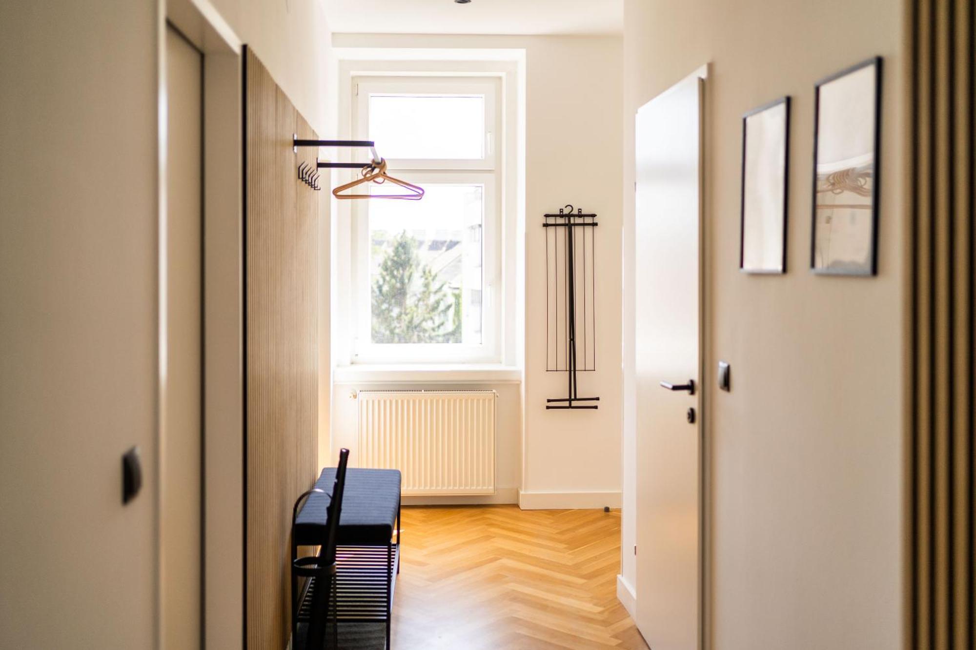 Myflat - Bright Apartment Near Central Station Виена Екстериор снимка