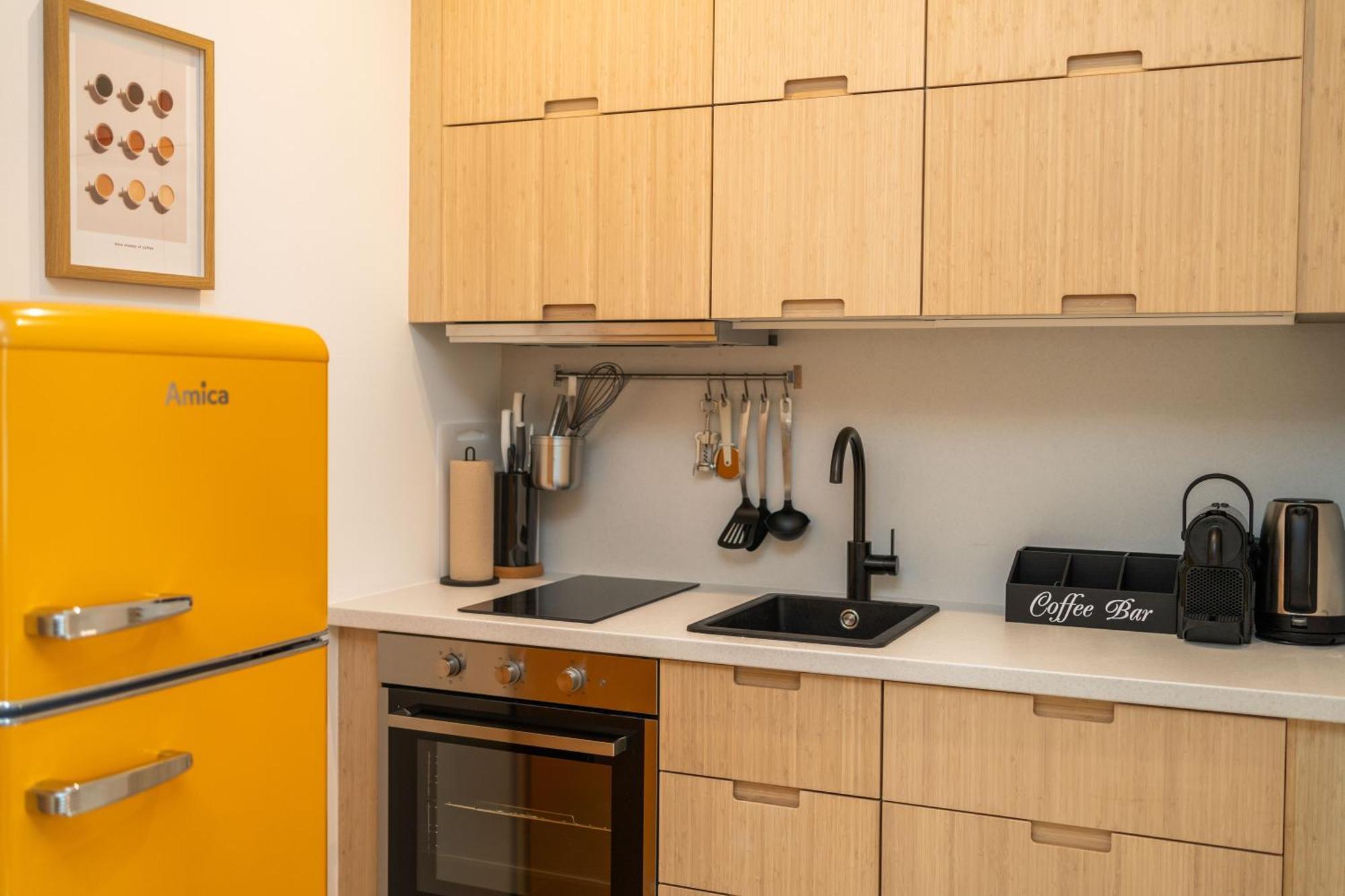 Myflat - Bright Apartment Near Central Station Виена Екстериор снимка