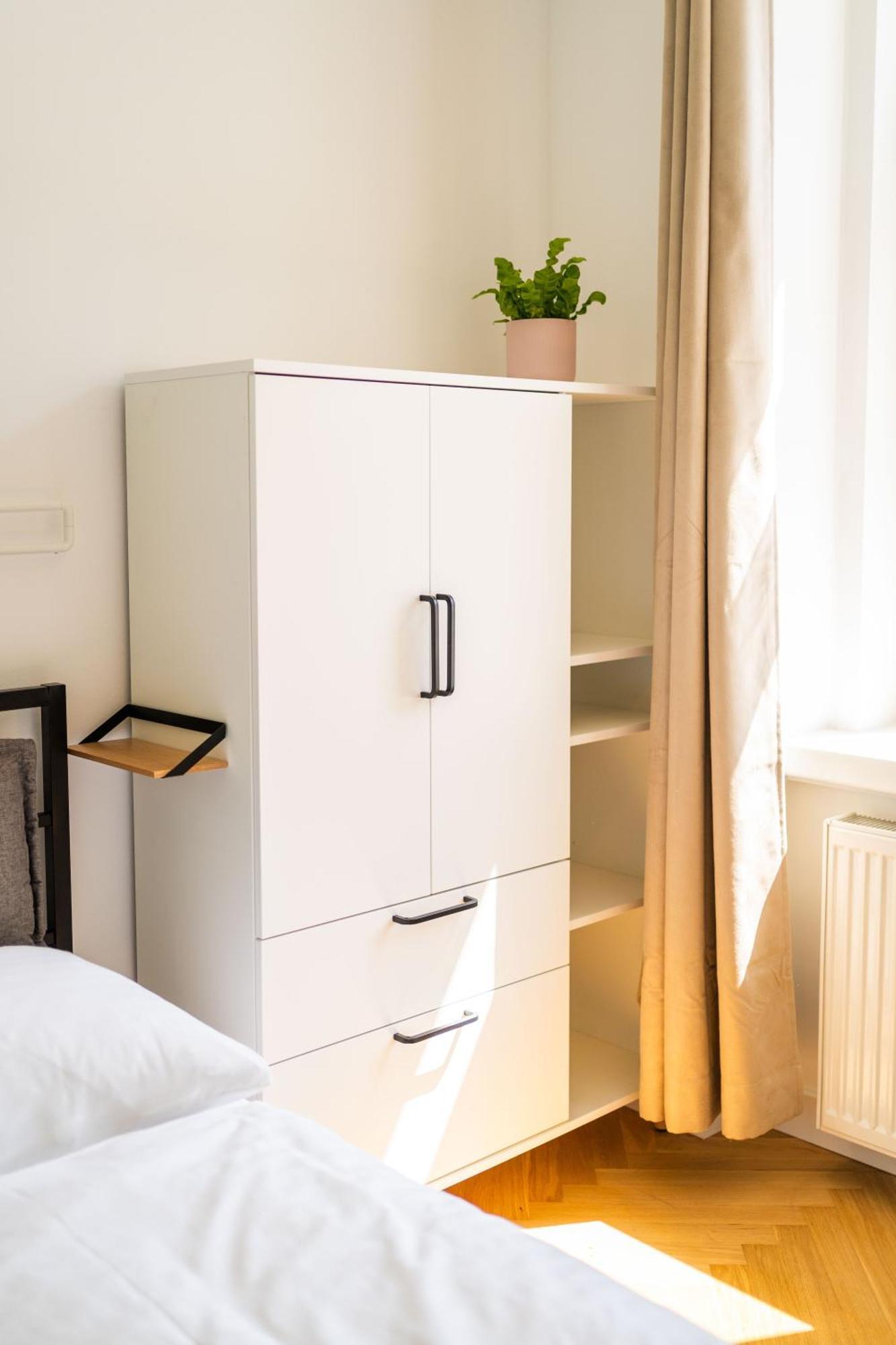 Myflat - Bright Apartment Near Central Station Виена Екстериор снимка
