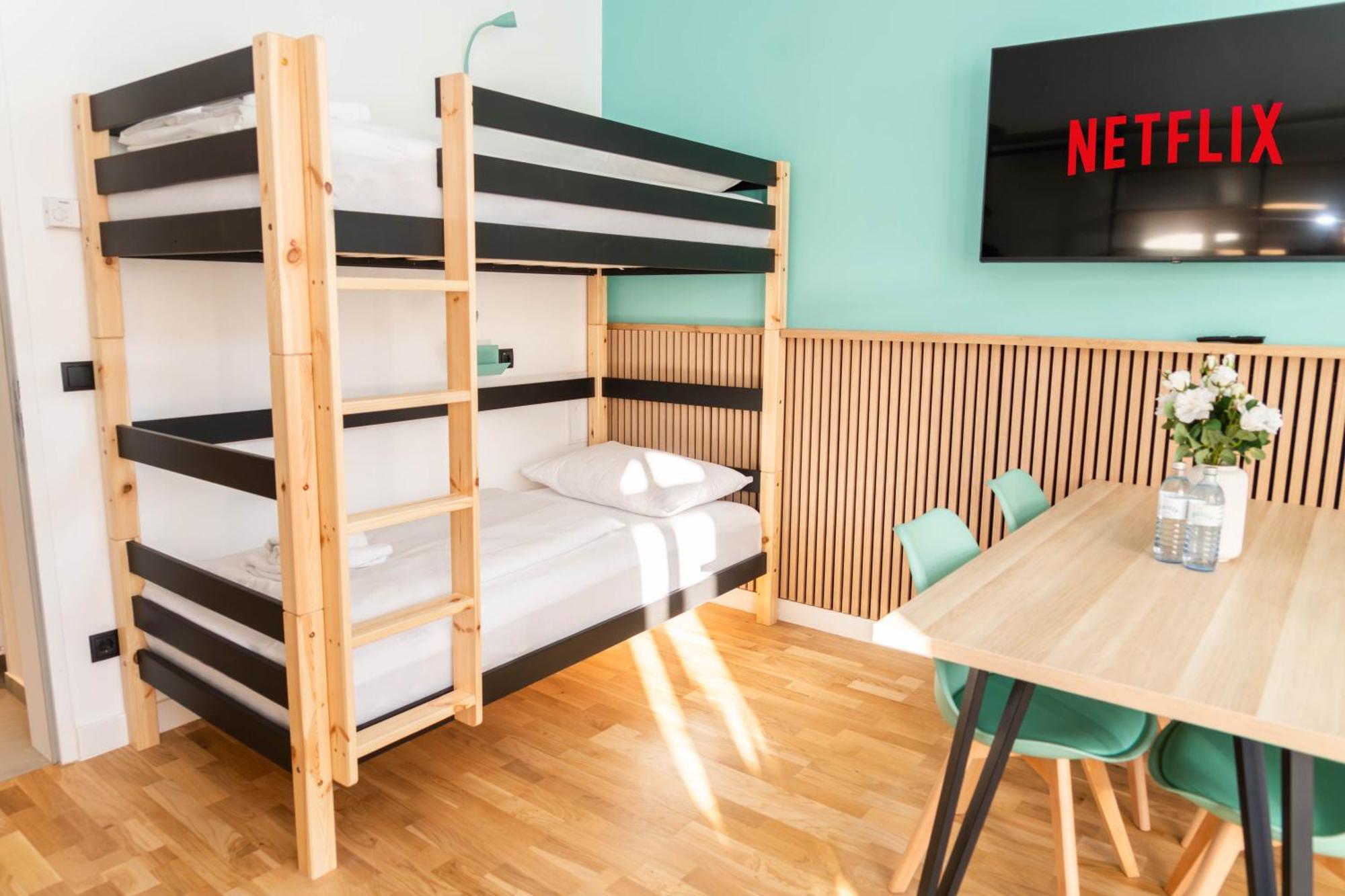 Myflat - Bright Apartment Near Central Station Виена Екстериор снимка