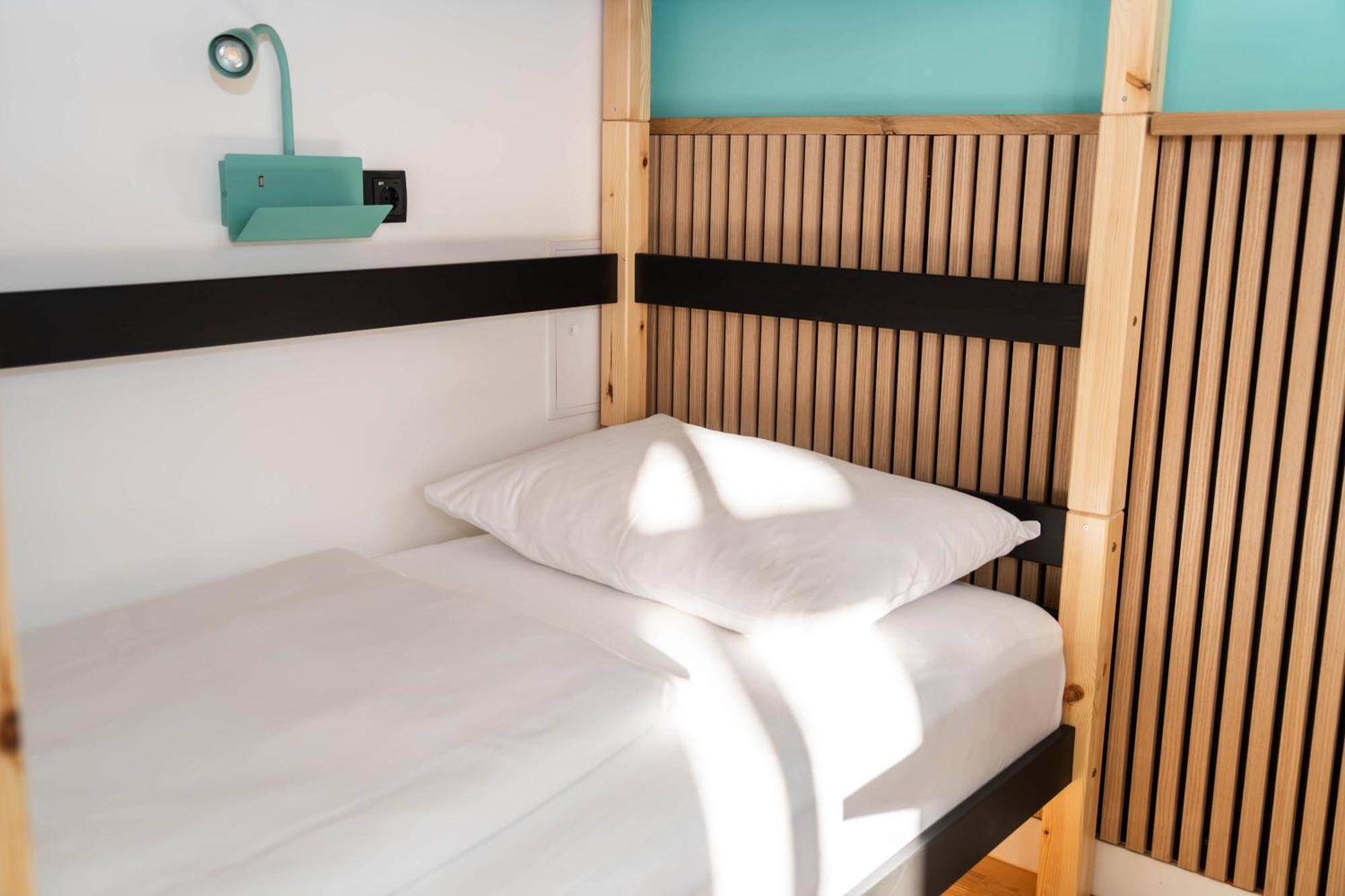 Myflat - Bright Apartment Near Central Station Виена Екстериор снимка