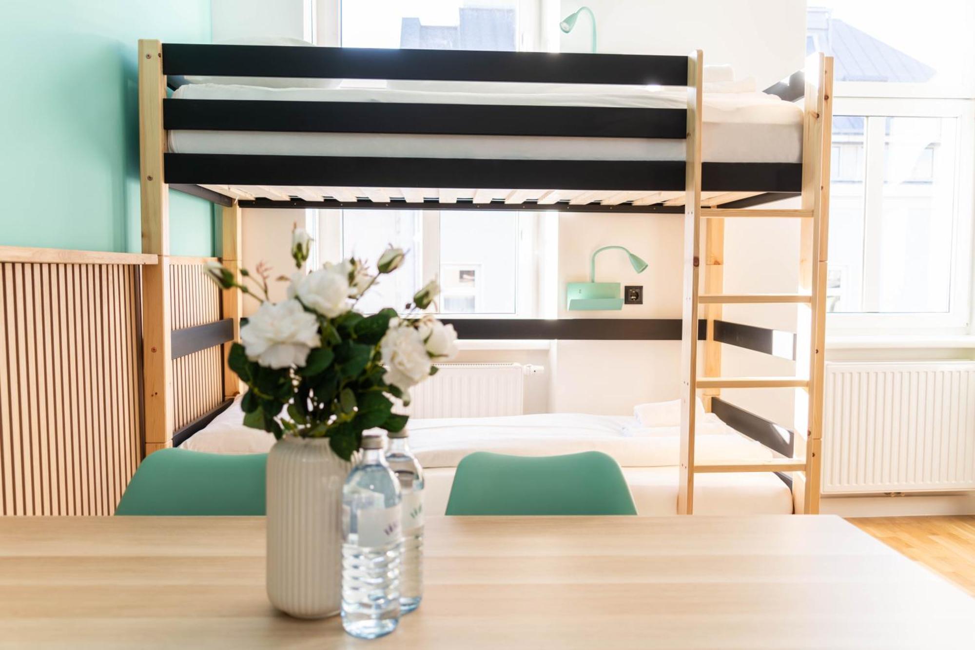 Myflat - Bright Apartment Near Central Station Виена Екстериор снимка
